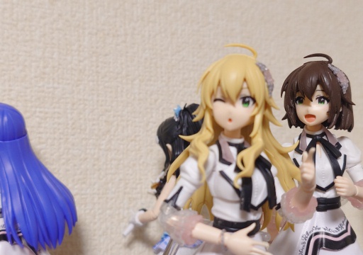ねえねえお姉ちゃん、見た？
