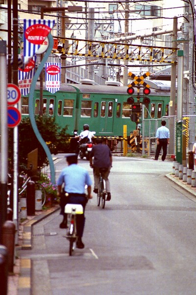 電車のある街